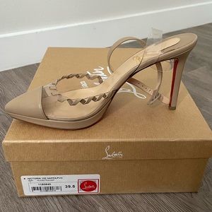 Christian louboutin nude vinyl pointy heels
